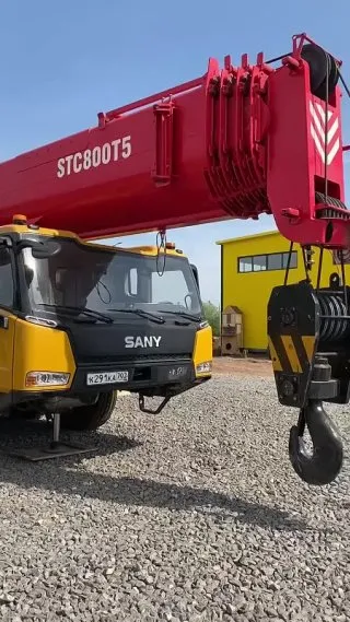 SANY STC800T5 (80 т) — кадр из видео